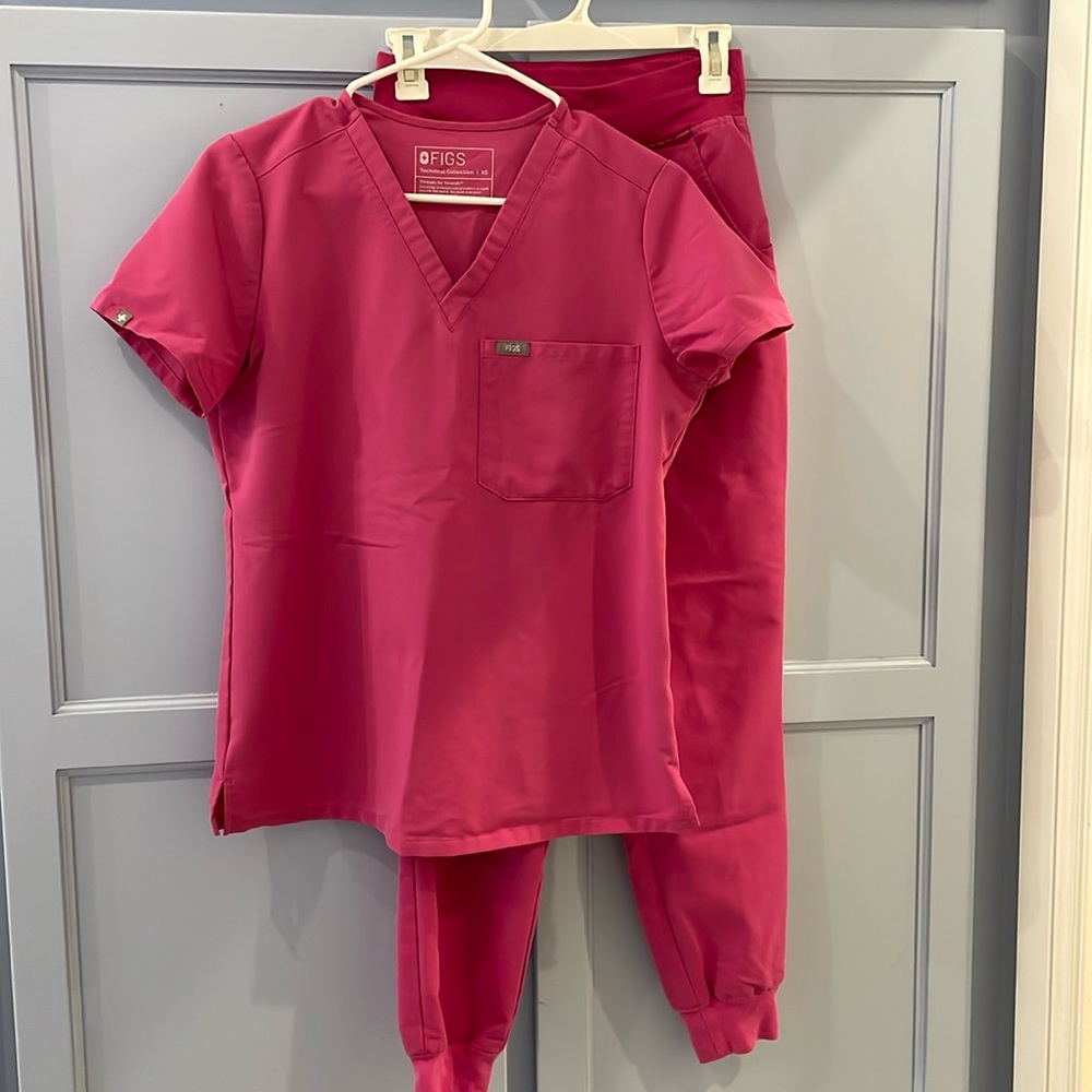 Raspberry Sorbet Figs Scrubs